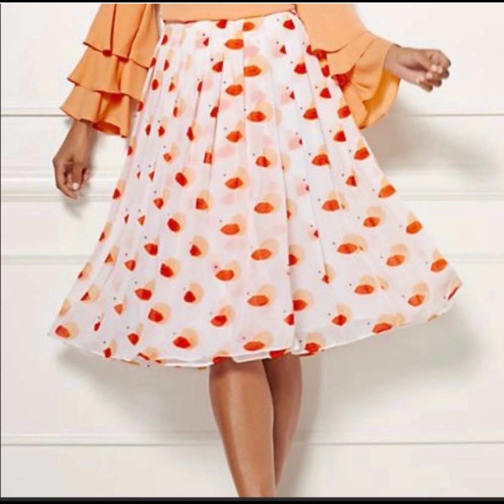 Eva Mendes Chiffon Wrap Lip Pattern Skirt